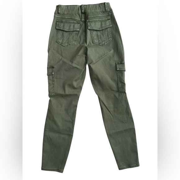 SPANX Twill Ankle Cargo Pants - Picture 8 of 8